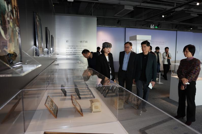 中广联合会县级融媒体中心委员会会长会议在深圳举办