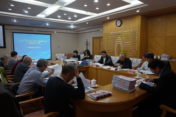 图片默认标题